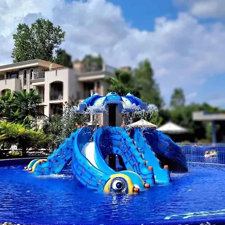 Апартаменты Luxury In Cascadas Family Sunny Солнечный берег